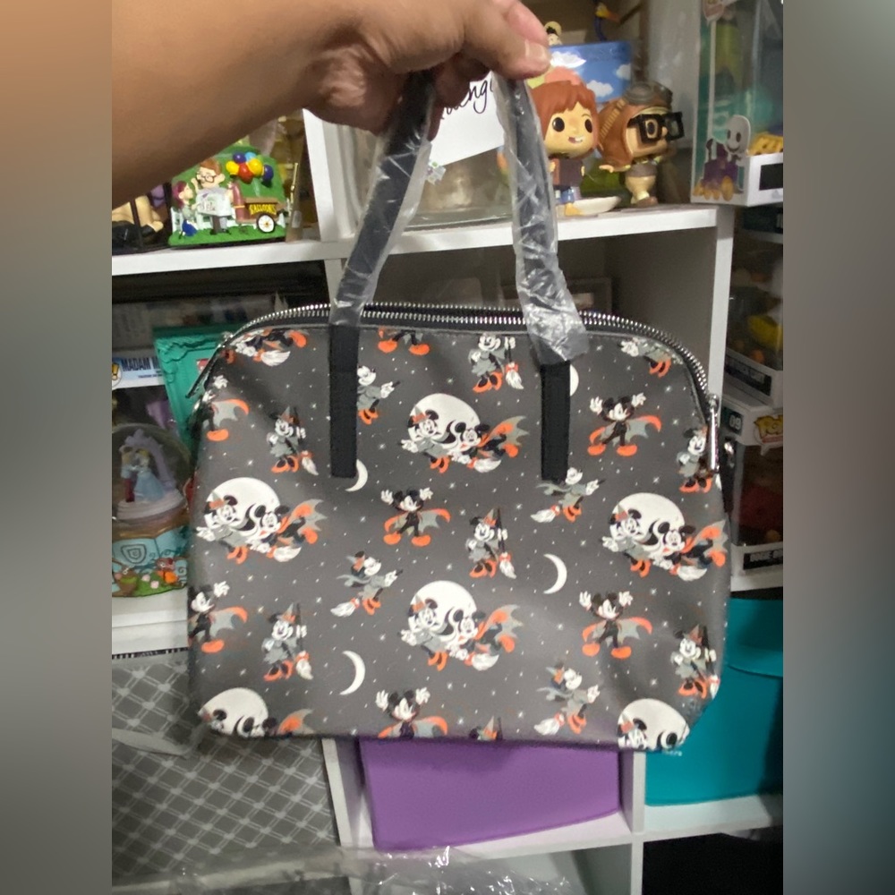 New Disney Loungefly Mickey Minnie Halloween witch handbag